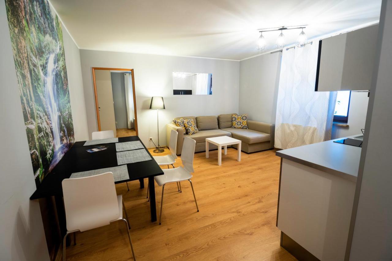Apartament Przy Kamienczyku シクラルスカ・ポレンバ エクステリア 写真